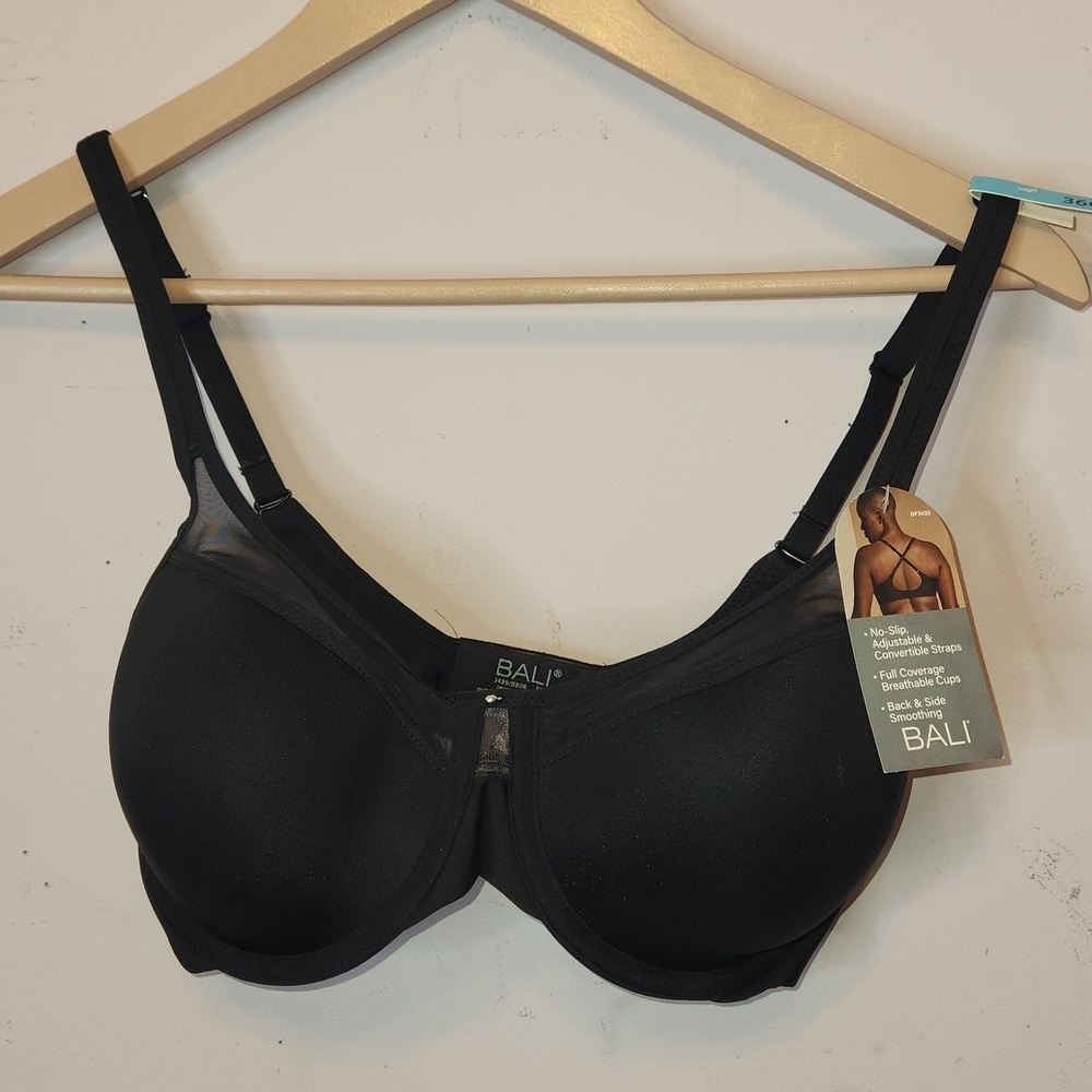 BALI Women’s One Smooth U Ultra Light Illusion Neckline Underwire Bra, 36C